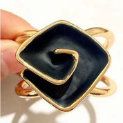 ✨ French Elegant Coat Scarf Buckle – Elegance at your fingertips!