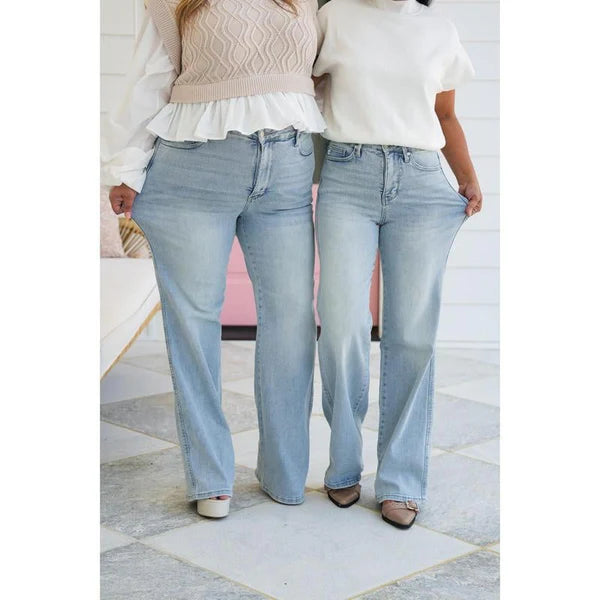 👖Vintage Wash Plus-Size Jeans — Stretchy & Straight Leg Fit