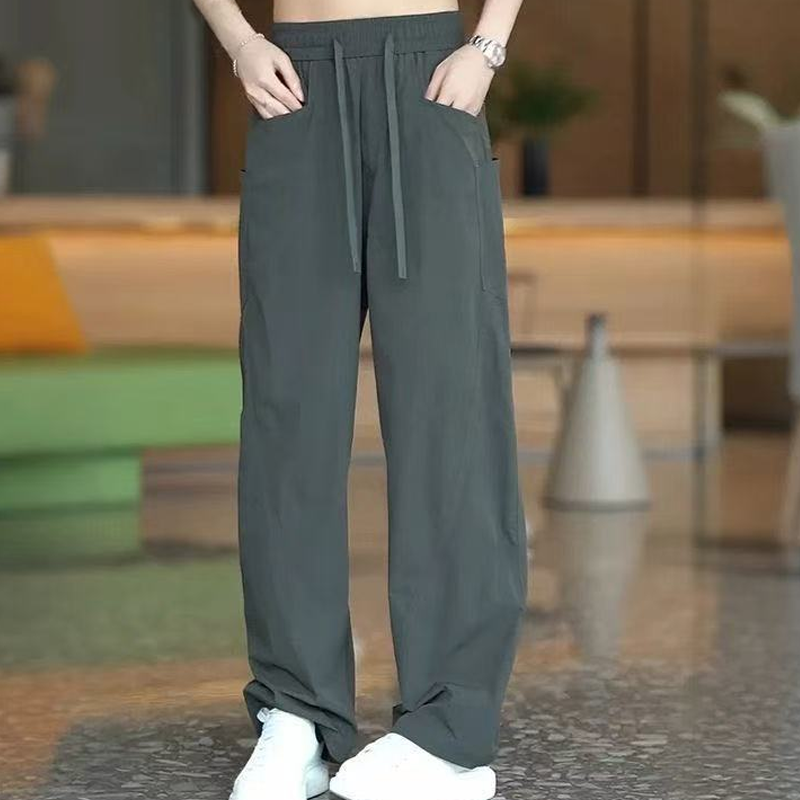 Men's Casual Straight-Leg Pants with Multi-Pocket Design