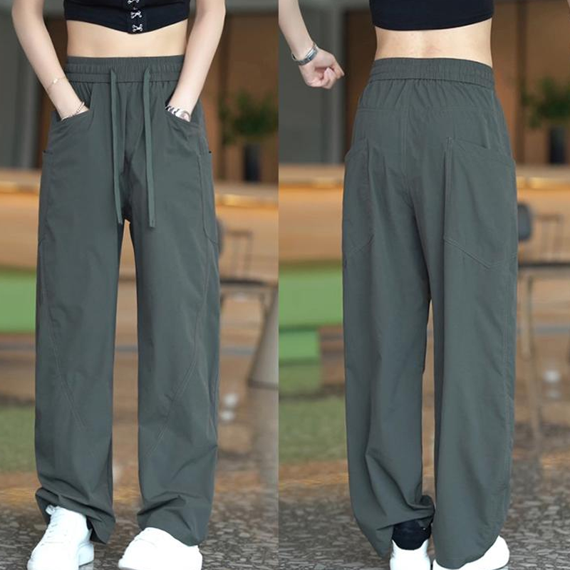 Men's Casual Straight-Leg Pants with Multi-Pocket Design