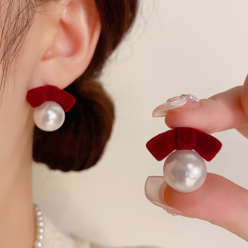 Christmas Flash Sale⚡ Buy 1 Get 1 Free 🦪Retro Velvet-Bow Faux Pearl Stud Earrings