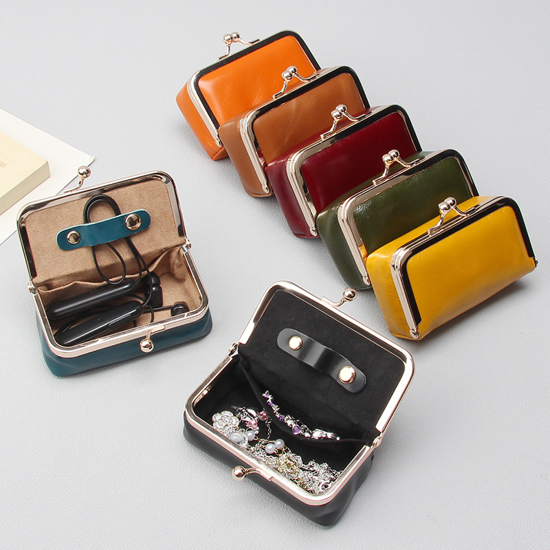Vintage-inspired Mini Jewelry Box for Luxury Accessories Storage