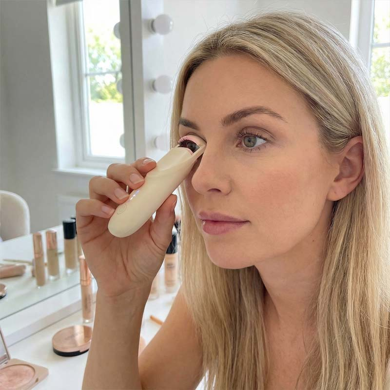 Electric Eyelash Curler for Long-Lasting Curls