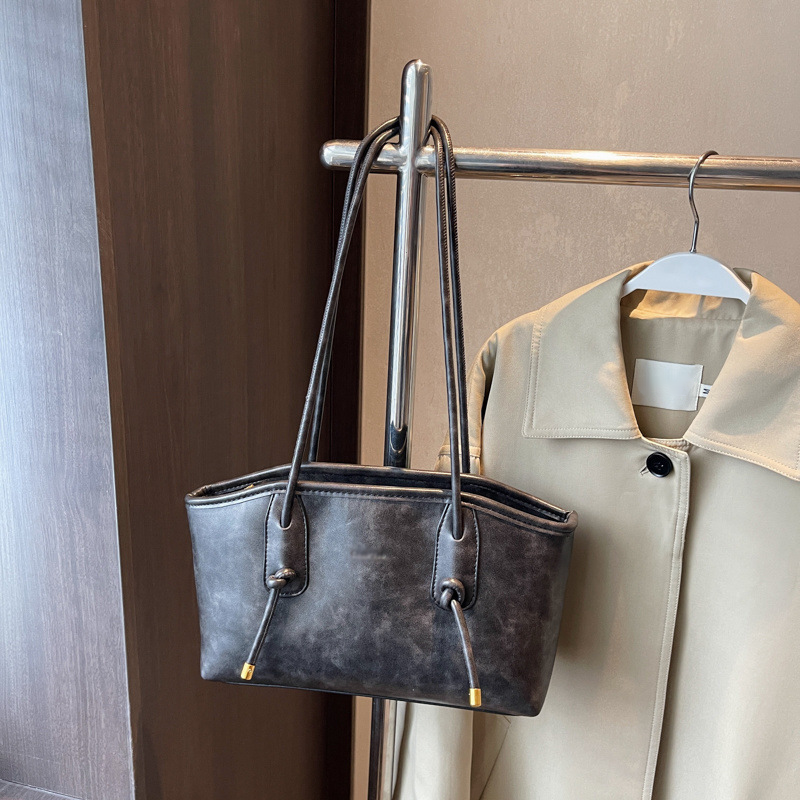 🔥 Y2K Vintage Vibe | PU Leather Shoulder Bag | Daily Essential 📸【2026 New Arrival】